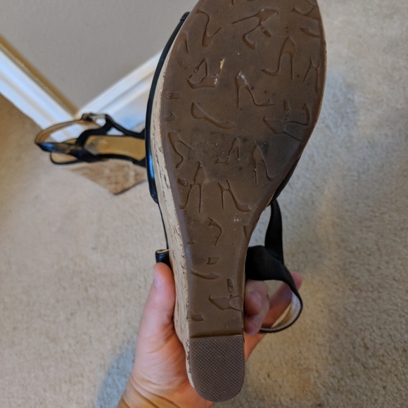 Bucco Sandals - Picture 4 of 6